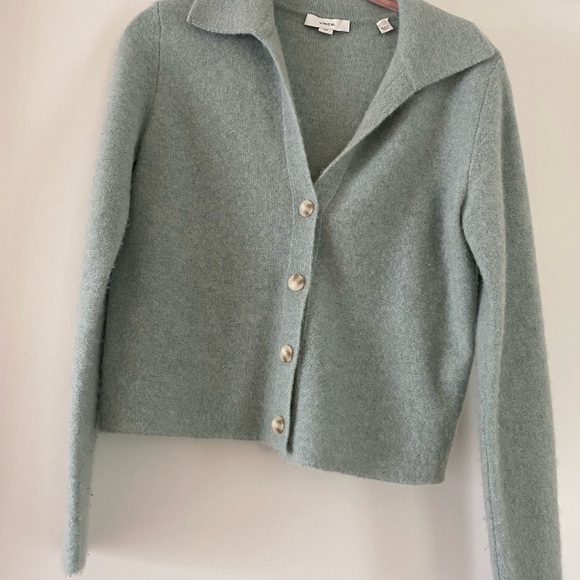 Vince cashmere button cardigan in mint green - Picture 2 of 6